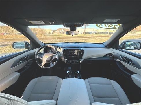 Used 2023 Chevrolet Traverse LS w/ Safety Package image 19