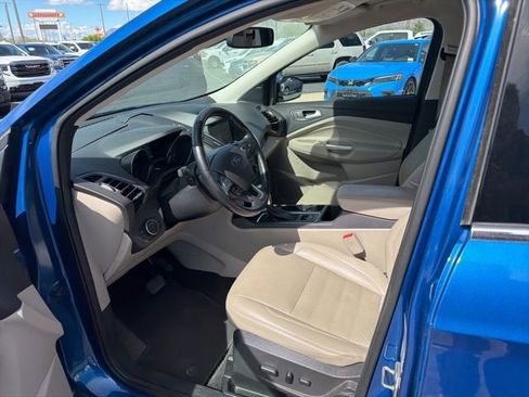 Used 2017 Ford Escape Titanium AWD/4WD image 21