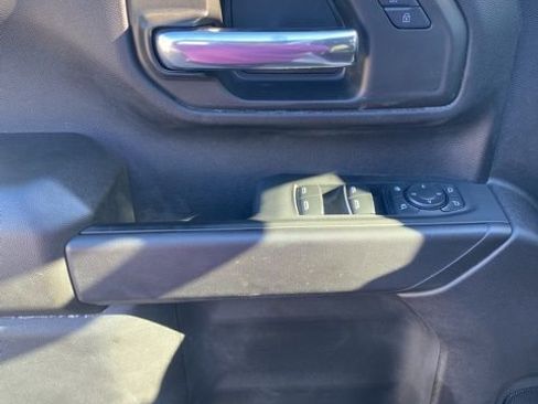 Used 2024 Chevrolet Silverado 2500 Custom w/ Custom Value Package image 14