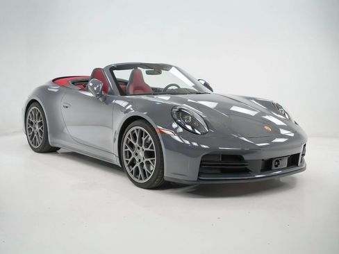 Certified 2025 Porsche 911 Carrera image 8