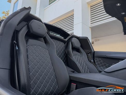 Used 2016 Lamborghini Aventador LP 700-4 image 33