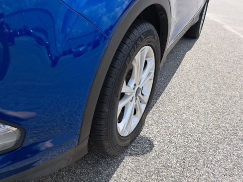 Used 2019 Ford Escape SEL FWD image 16