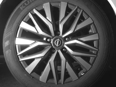 Used 2025 Nissan Altima 2.5 SV image 15