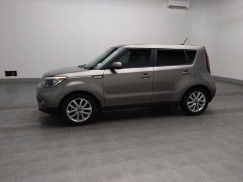 Used 2019 Kia Soul + FWD image 2