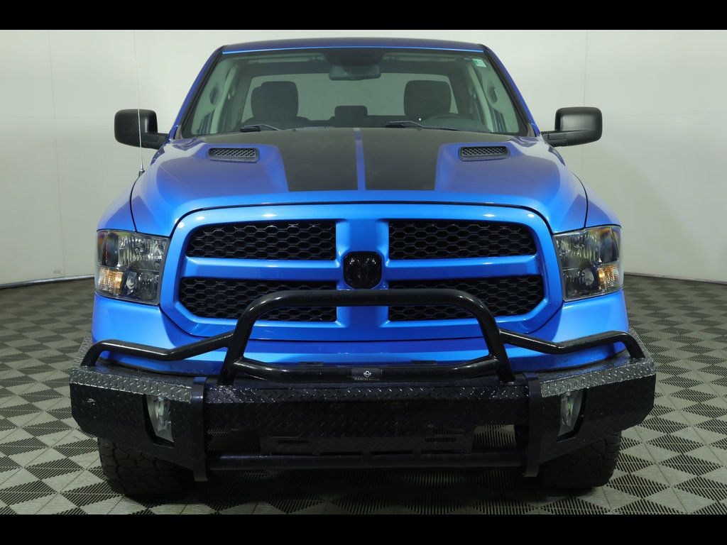 Used 2019 RAM 1500 Express w/ Express Value Package AWD/4WD image 10