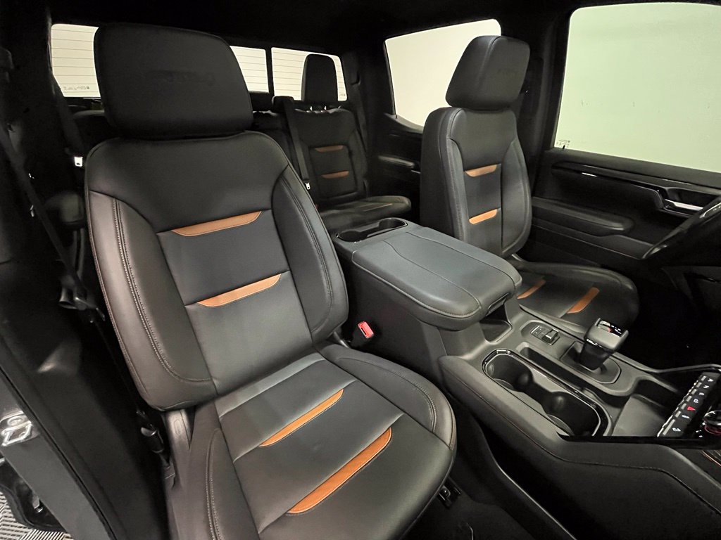 Used 2025 GMC Sierra 1500 AT4 w/ AT4 Premium Package AWD/4WD image 12