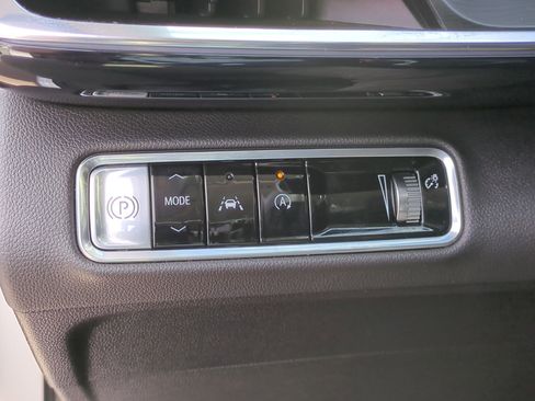 Certified 2025 Buick Envision Preferred image 23