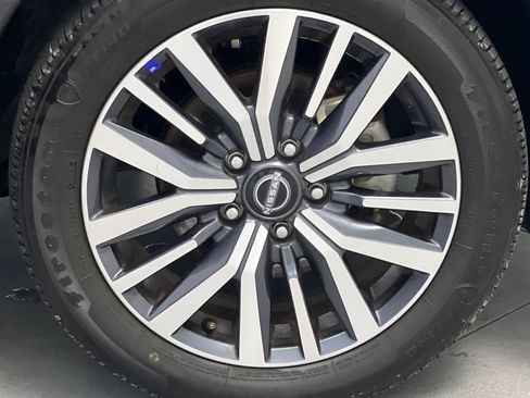 Used 2024 Nissan Kicks SR FWD image 62