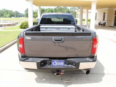Used 2011 Chevrolet Silverado 3500 LTZ AWD/4WD image 14