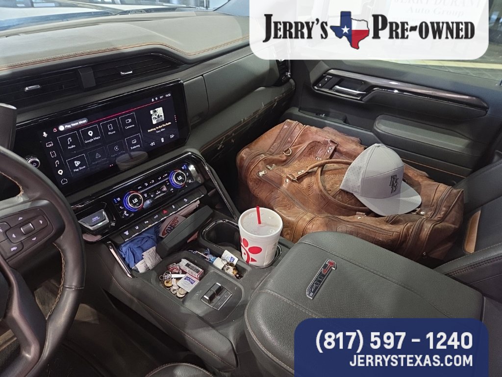 Used 2025 GMC Sierra 2500 AT4 w/ AT4 Premium Plus Package AWD/4WD image 12