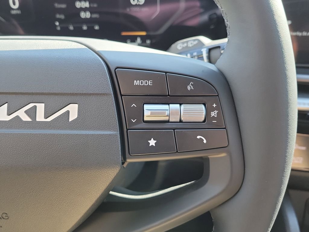 New 2026 Kia Sportage SX FWD image 29