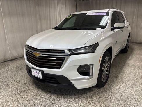 Used 2023 Chevrolet Traverse High Country AWD/4WD image 7