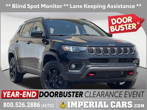 Used 2023 Jeep Compass Trailhawk image 1