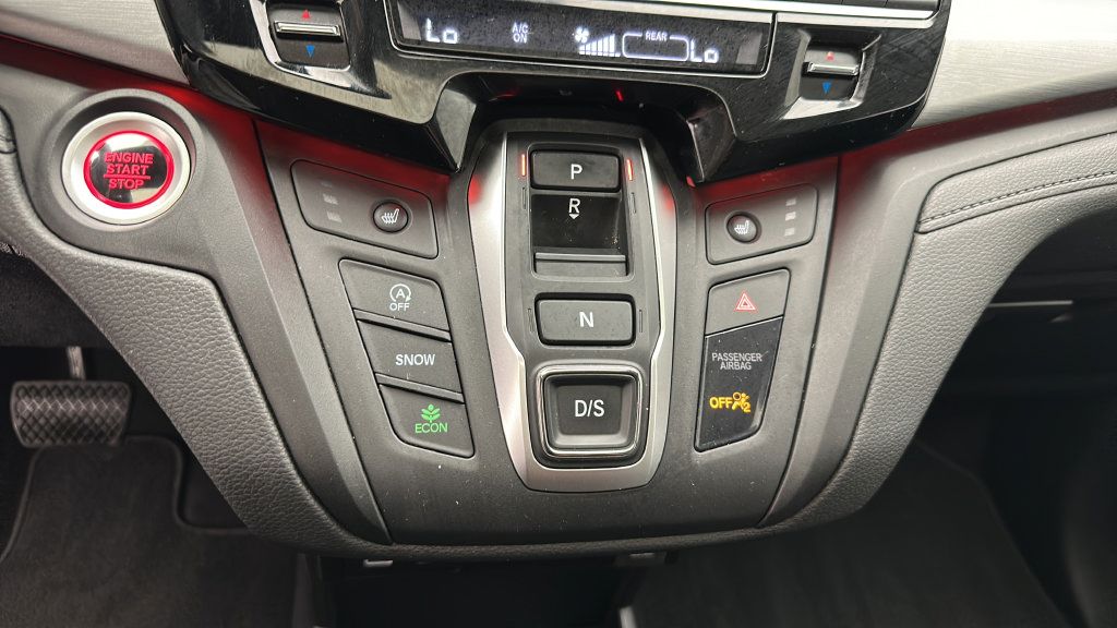 Used 2025 Honda Odyssey Sport-L image 19
