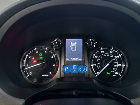 Used 2017 Lexus GX 460 image 15