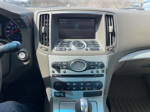 Used 2009 INFINITI G37 x Coupe w/ Premium Pkg image 32