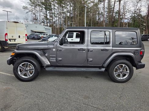 Used 2021 Jeep Wrangler Unlimited Sahara image 4