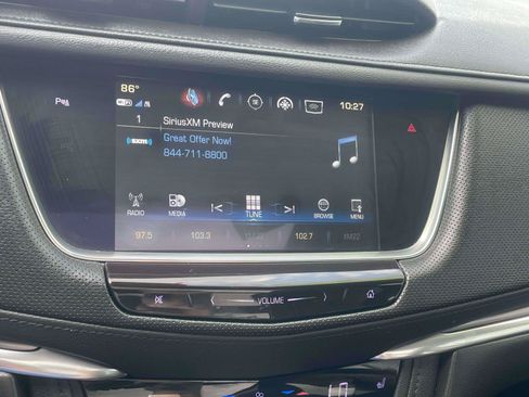 Used 2019 Cadillac XT5 Luxury FWD image 18
