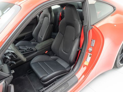 Certified 2024 Porsche 911 Carrera GTS image 5