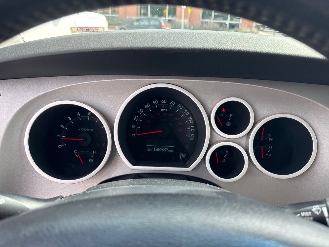 Used 2007 Toyota Tundra Limited AWD/4WD image 23