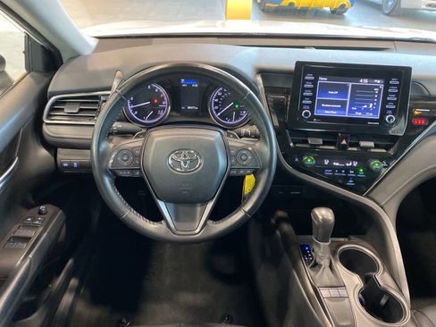 Used 2023 Toyota Camry SE image 15