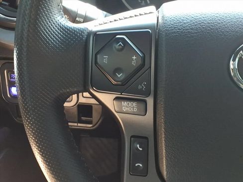Used 2023 Toyota Tacoma TRD Off-Road AWD/4WD image 21