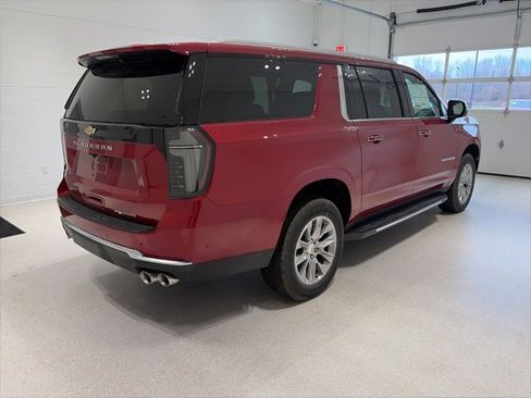 New 2026 Chevrolet Suburban Premier image 6