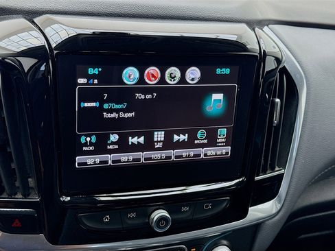 Used 2019 Chevrolet Traverse LT image 11