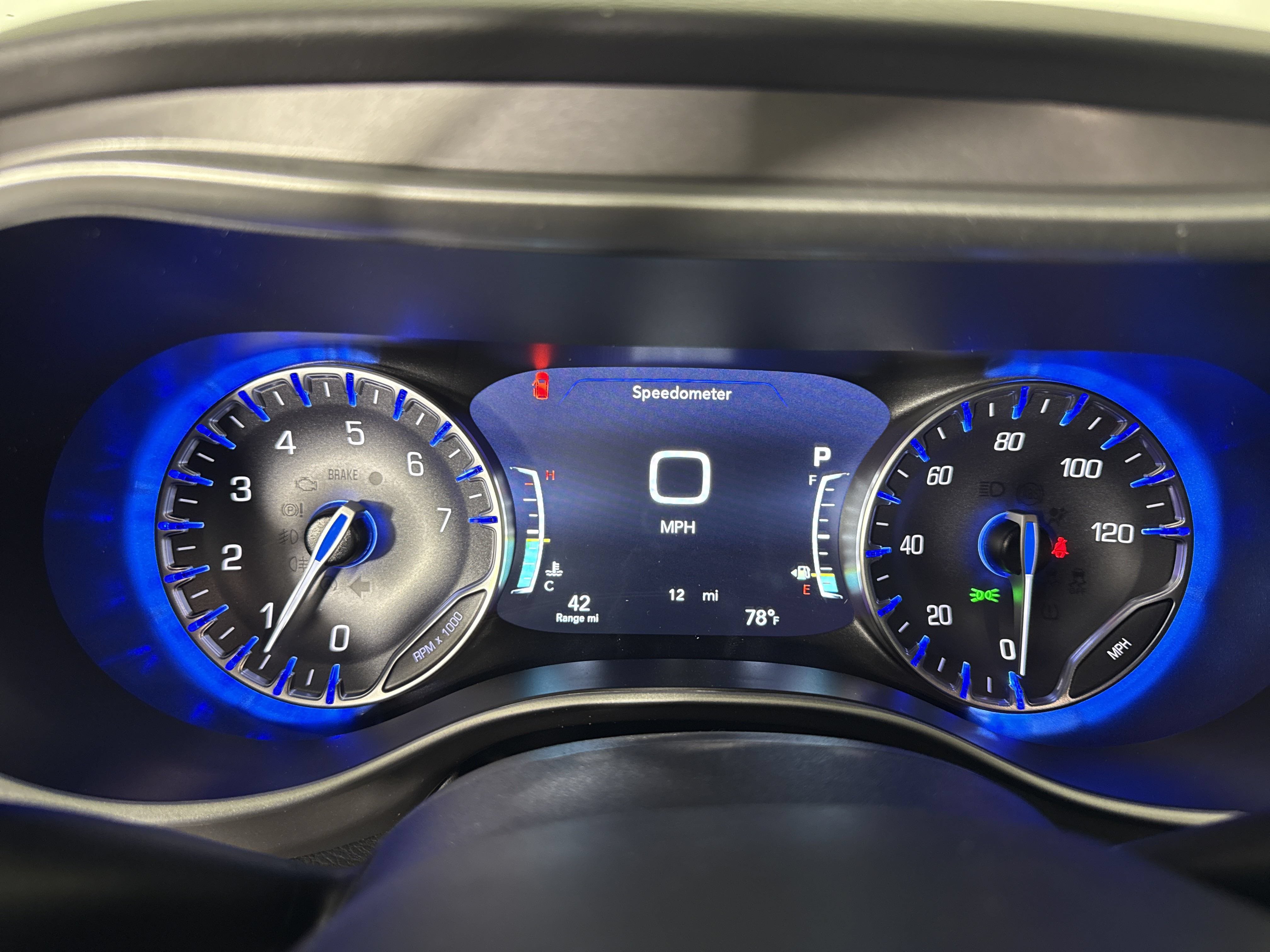 New 2026 Chrysler Voyager LX FWD image 19