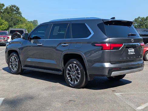 Used 2026 Toyota Sequoia Limited AWD/4WD image 7