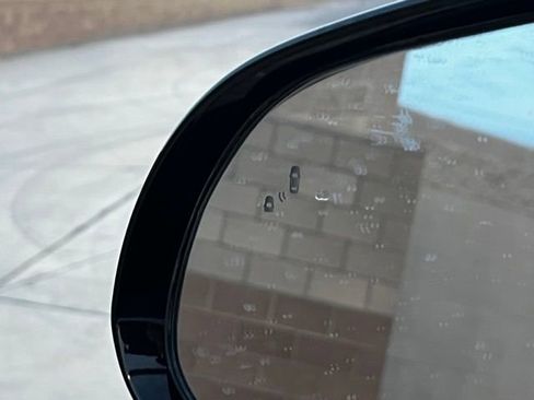 Used 2020 Hyundai Santa Fe SEL image 12