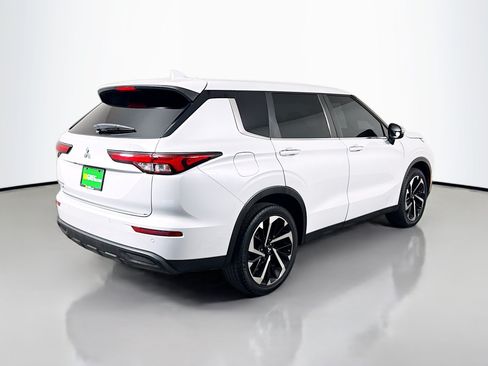 Used 2022 Mitsubishi Outlander ES AWD/4WD image 10