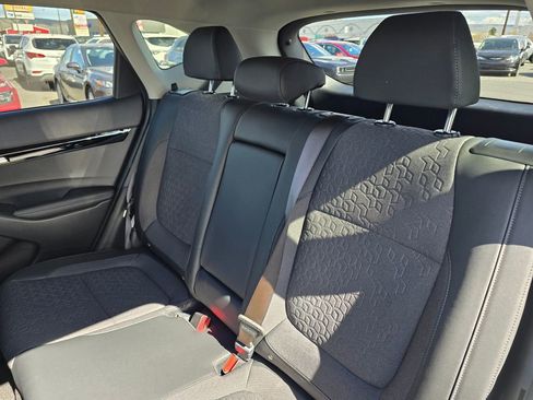 New 2026 Kia Seltos S image 18