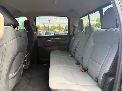 Used 2020 RAM 1500 Big Horn AWD/4WD image 17