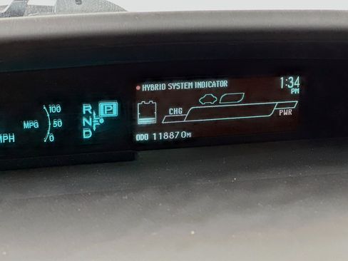 Used 2013 Toyota Prius Four w/ Deluxe Solar Roof Pkg FWD image 18