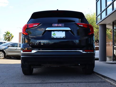 Used 2020 GMC Terrain SLT w/ Preferred Package FWD image 12