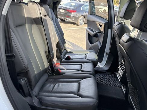 Used 2023 Audi Q7 2.0T Premium image 19