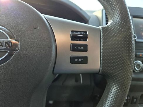 Used 2019 Nissan Frontier SV image 18