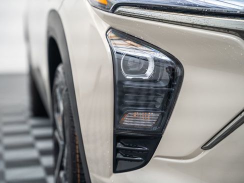 New 2026 Chevrolet Trax RS w/ Sunroof Package FWD image 14