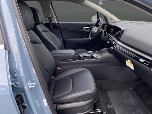 New 2026 Kia Sportage EX image 36