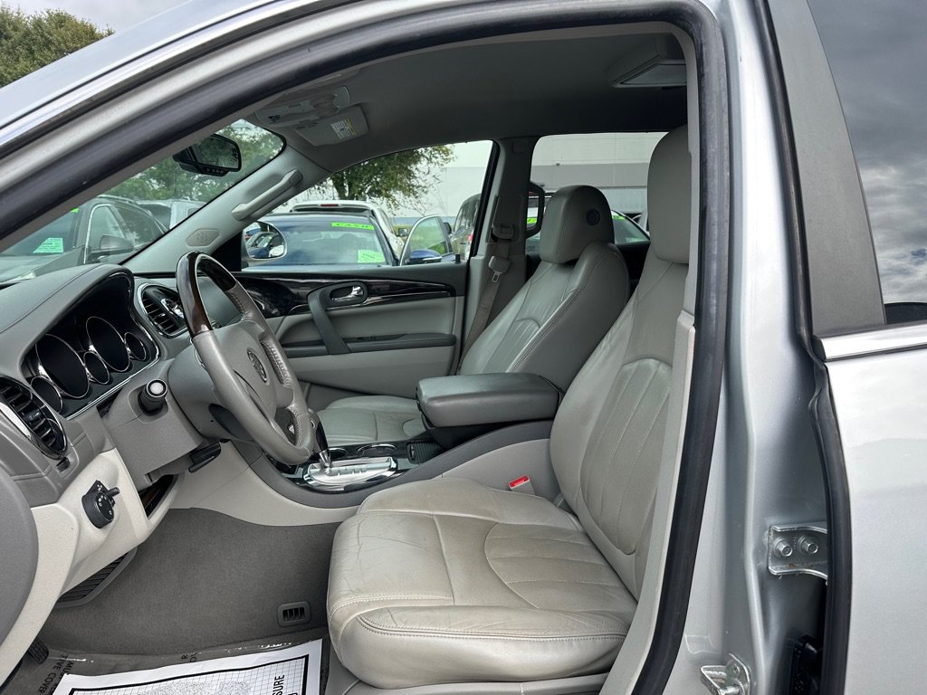 Used 2016 Buick Enclave Leather FWD image 10