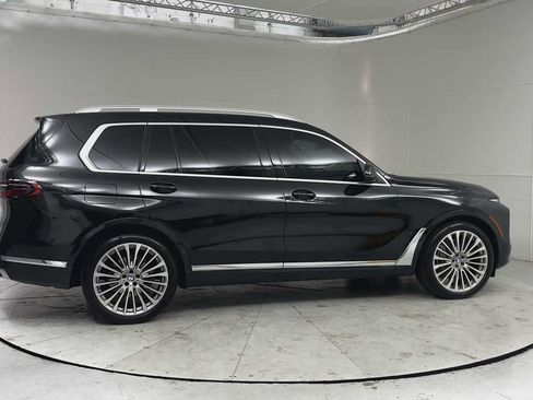 Used 2023 BMW X7 xDrive40i w/ Premium Package AWD/4WD image 8