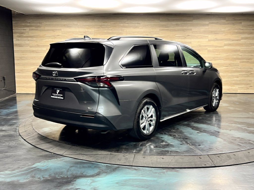 Used 2026 Toyota Sienna XLE AWD/4WD image 16