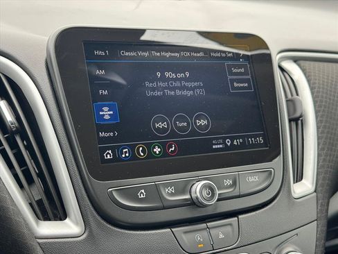 Used 2024 Chevrolet Malibu LT FWD image 23