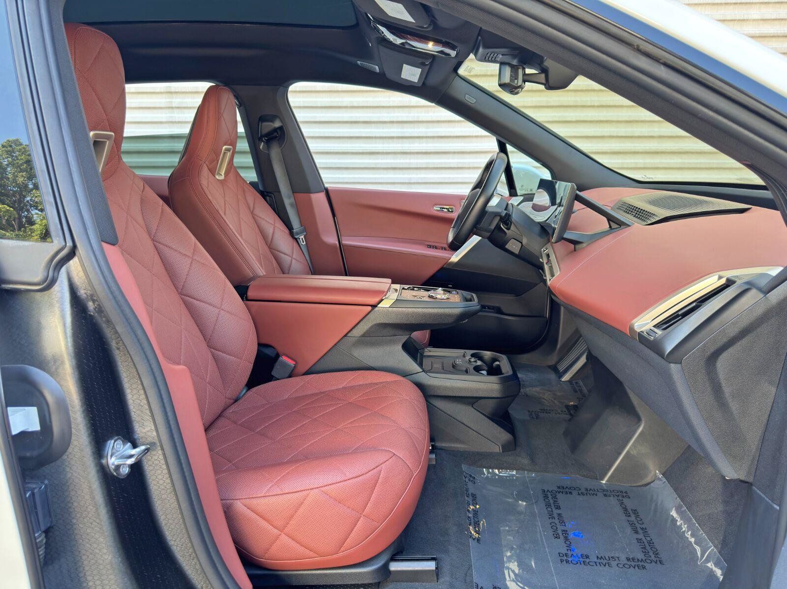 Used 2023 BMW iX M60 w/ Executive Package AWD/4WD image 15