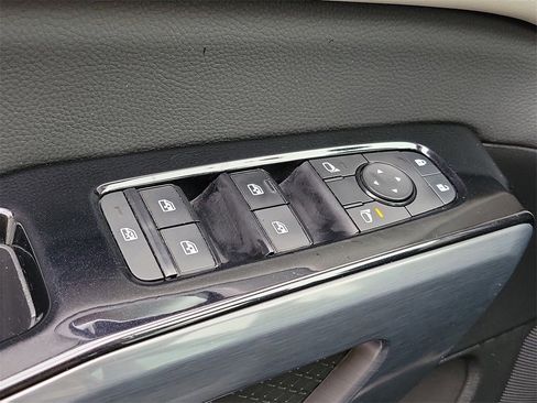 Certified 2022 Nissan Pathfinder SL image 15