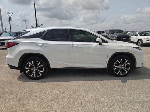 Used 2022 Lexus RX 350 FWD w/ Premium Package image 2