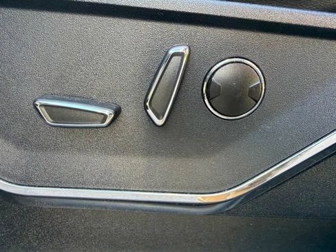 Used 2021 Ford F150 Lariat w/ Equipment Group 502A High AWD/4WD image 29