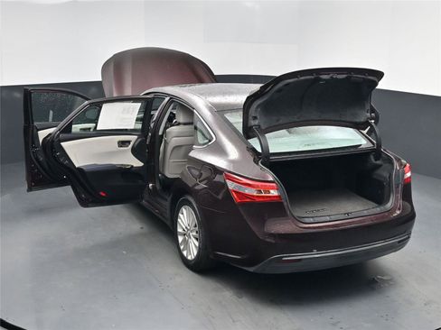 Used 2013 Toyota Avalon XLE Premium image 24