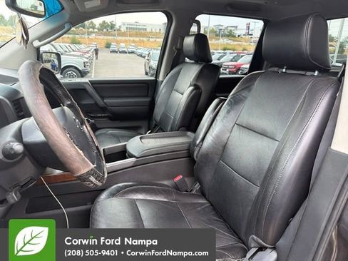 Used 2008 Nissan Titan LE AWD/4WD image 9